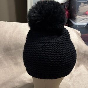 Kyi Kyi Classic Faux Fur Beanie